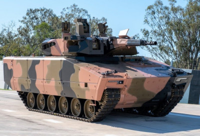 Australian Lynx KF41 Infantry Fighting Vehicle unveiled for Land 400 Phase 3 Program (1).jpg